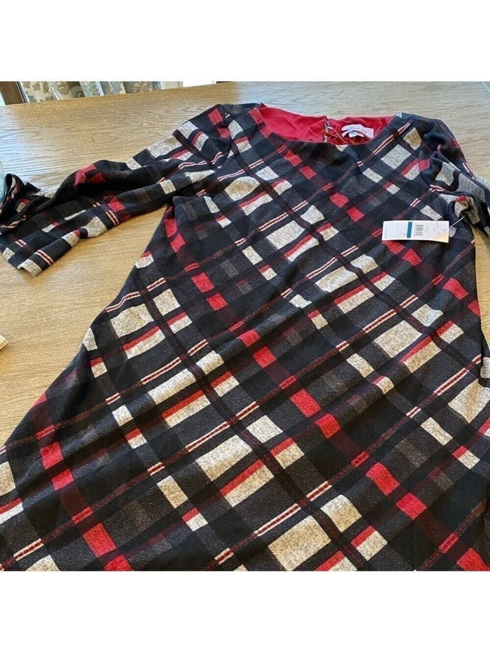 NWT. Petite XL. Stretch dress/ lined. Plaid pattern.